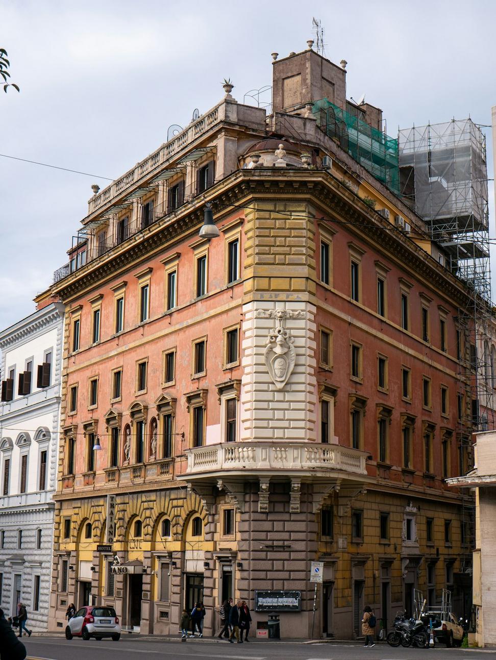 Heritage Bank Building